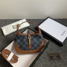 Gucci Hobo Bags